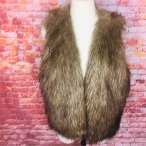 WD.NY Faux Fur Brown Cropped Retro Open Front Vest